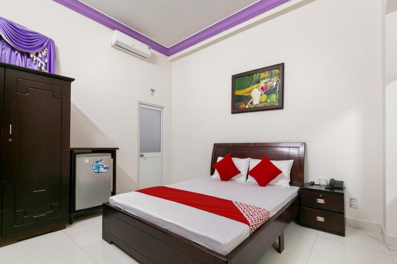 Oyo 486 Nhat Nhat Hotel Thành Pho Ho Chí Minh Esterno foto
