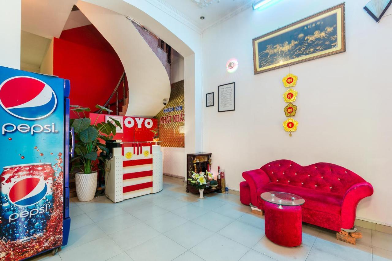 Oyo 486 Nhat Nhat Hotel Thành Pho Ho Chí Minh Esterno foto