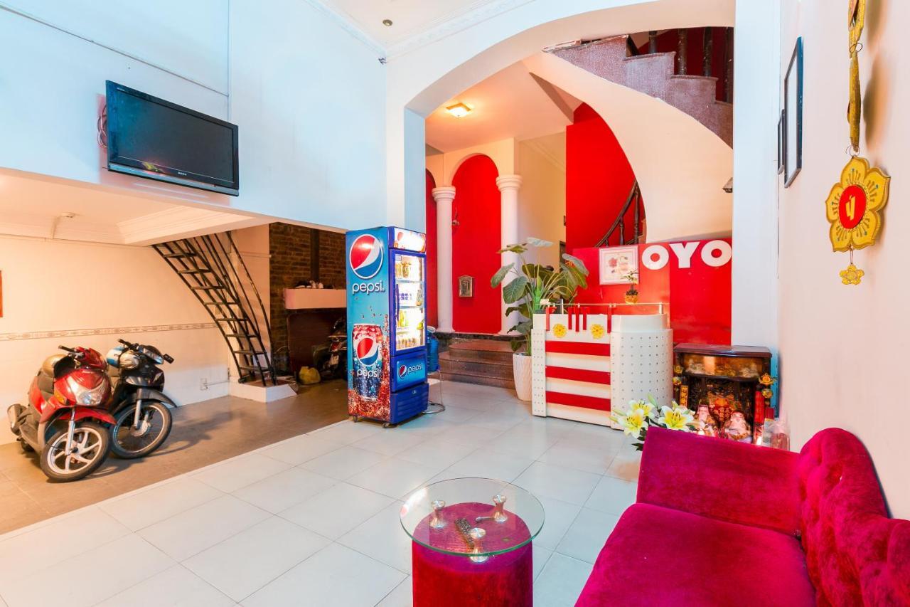 Oyo 486 Nhat Nhat Hotel Thành Pho Ho Chí Minh Esterno foto